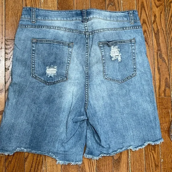 Fashion to Figure Blue Distressed Jean Shorts - Picture 3 of 11